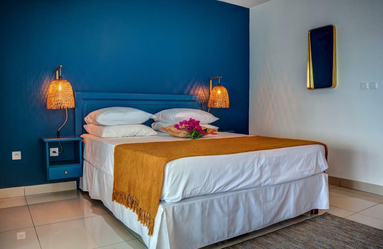 Hotel Pelican Шелшер Екстериор снимка