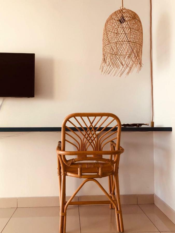 Hotel Pelican Шелшер Екстериор снимка