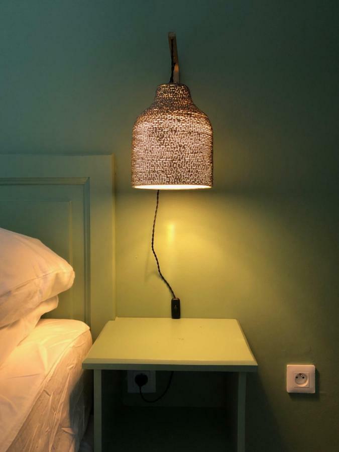 Hotel Pelican Шелшер Екстериор снимка