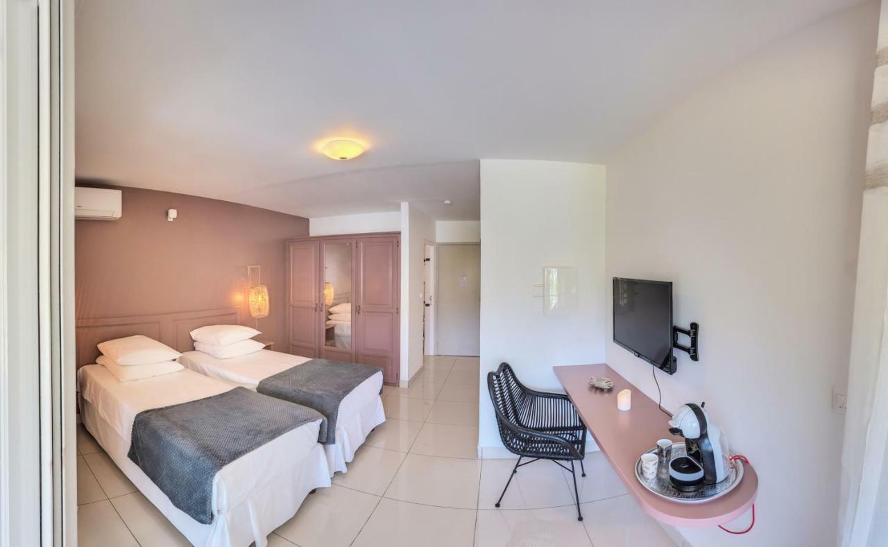 Hotel Pelican Шелшер Екстериор снимка